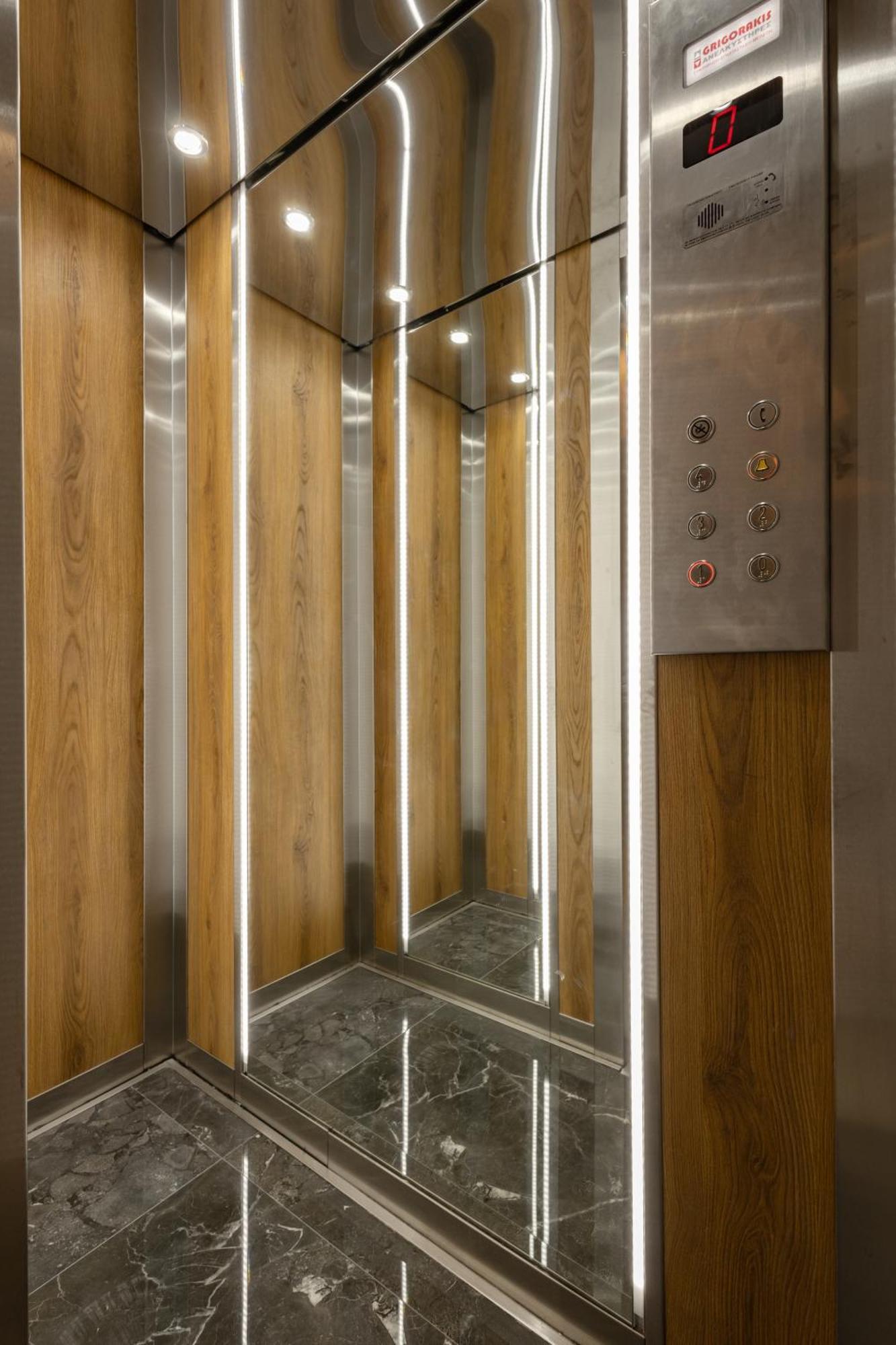 Omikron Luxury Residences Heraclión Exterior foto
